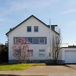 Lichtdurchflutende Wohnoase-kamin-ruhig-kostenloser Parkplatz- 24-7 Self Check-in, Bis Zu 5 Personen, Sehr Geraeumig Paderborn