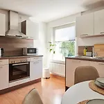 Appartement Lichtdurchflutende Wohnoase-kamin-ruhig-kostenloser Parkplatz- 24-7 Self Check-in, Bis Zu 5 Personen, Sehr Geraeumig Paderborn