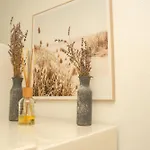 Appartement Lichtdurchflutende Wohnoase-kamin-ruhig-kostenloser Parkplatz- 24-7 Self Check-in, Bis Zu 5 Personen, Sehr Geraeumig *