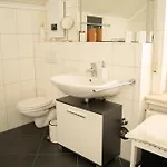 Lichtdurchflutende Wohnoase-kamin-ruhig-kostenloser Parkplatz- 24-7 Self Check-in, Bis Zu 5 Personen, Sehr Geraeumig Paderborn
