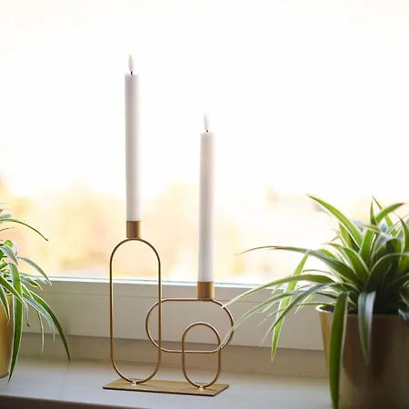 Lichtdurchflutende Wohnoase-Stilvoll-Ruhig-Kostenloser Parkplatz- 24-7 Self Check-In, Langzeit- Bis Zu 5 Personen *