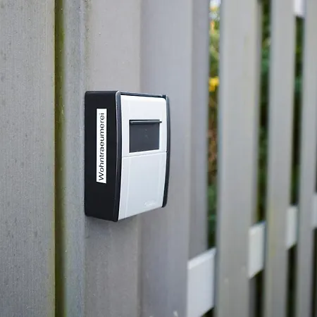 Lichtdurchflutende Wohnoase-stilvoll-ruhig-kostenloser Parkplatz- 24-7 Self Check-in, Bis Zu 5 Personen, Sehr Geraeumig *