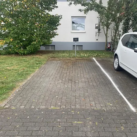 Helle Wohlfuehloase -Kamin- Ruhig Gelegen - Eigener Parkplatz- Self Check In-Bis Zu 5 Personen-Schoene Wohngegend * بادربورن