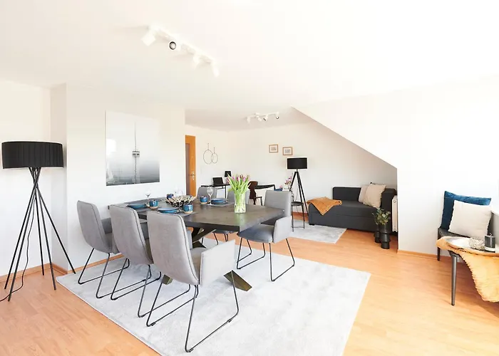 公寓 Lichtdurchflutende Wohnoase-stilvoll-ruhig-kostenloser Parkplatz- 24-7 Self Check-in, Bis Zu 5 Personen, Sehr Geraeumig 帕德博恩