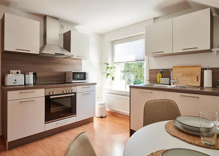 公寓 Lichtdurchflutende Wohnoase-stilvoll-ruhig-kostenloser Parkplatz- 24-7 Self Check-in, Bis Zu 5 Personen, Sehr Geraeumig 帕德博恩